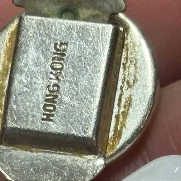 Vintage large faux pearl Hong Kong necklace with hidden clasp - Picture 5 of 7